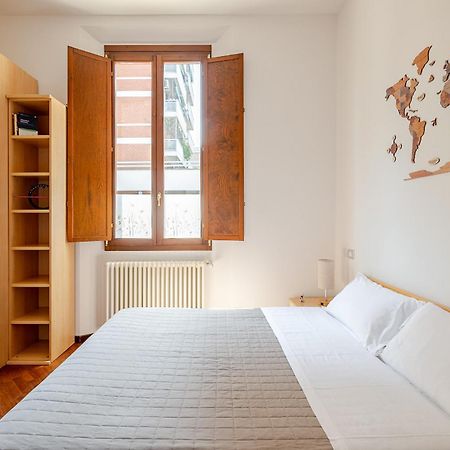 Apartamento Ciprian Bolonia Exterior foto